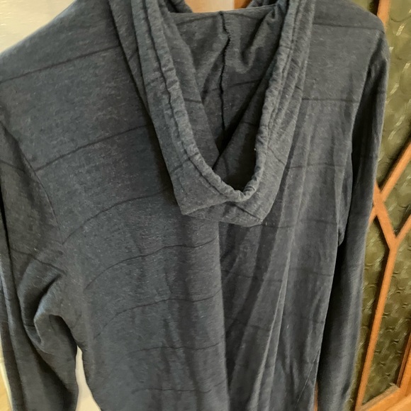 Rip Curl lightweight hoodie small - Picture 3 of 3